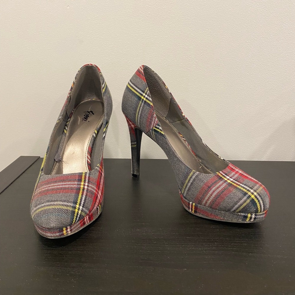 Plaid heels